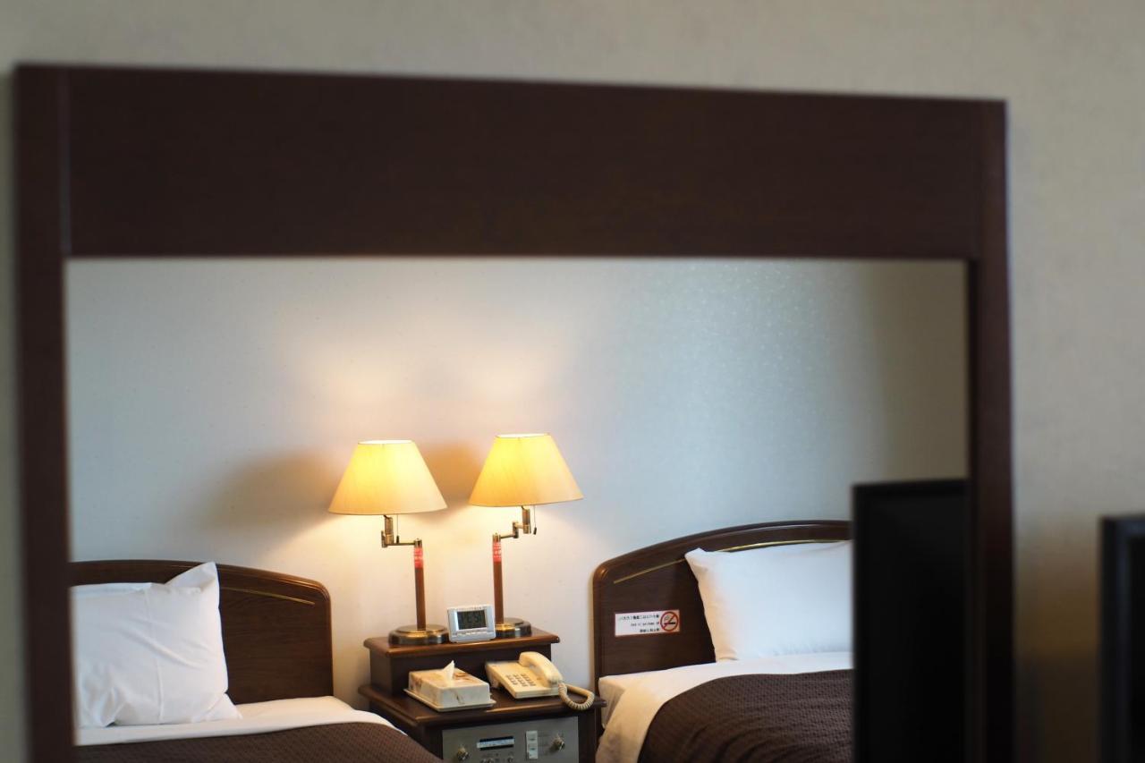 Imari Grand Hotel Bagian luar foto